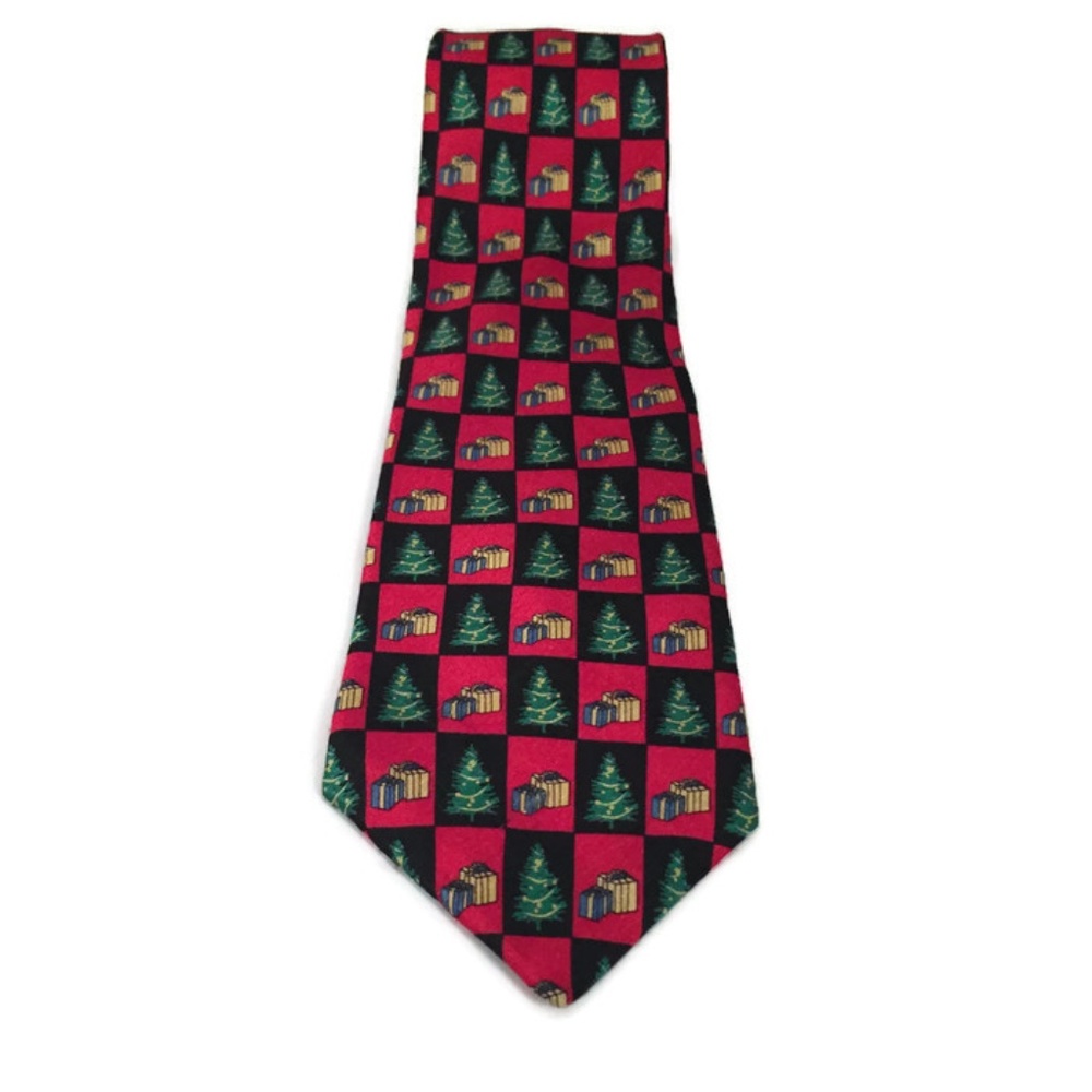 Austin’s Christmas Tree Tie